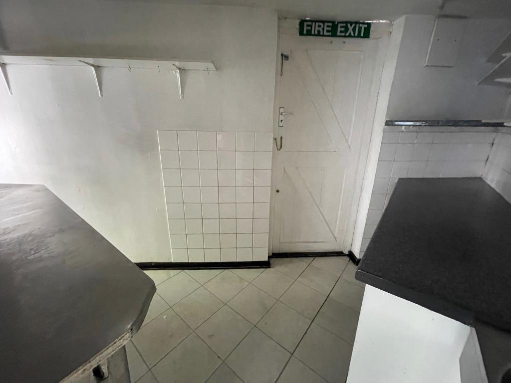 Lot: 154 - COMMERCIAL PROPERTY WITH UPPER PARTS IN TOWN CENTRE - Ground floor preparation area